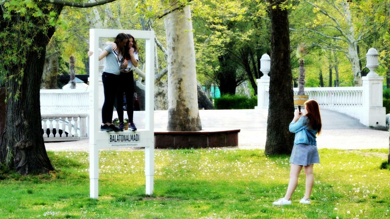 Miniszilva Apartman Balatonalmádi Zewnętrze zdjęcie